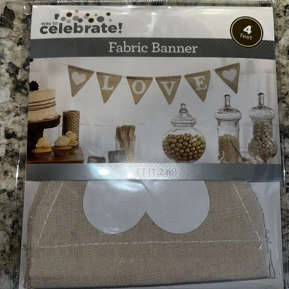 NWT 4 ft “Love” Fabric Banner - Picture 1 of 3